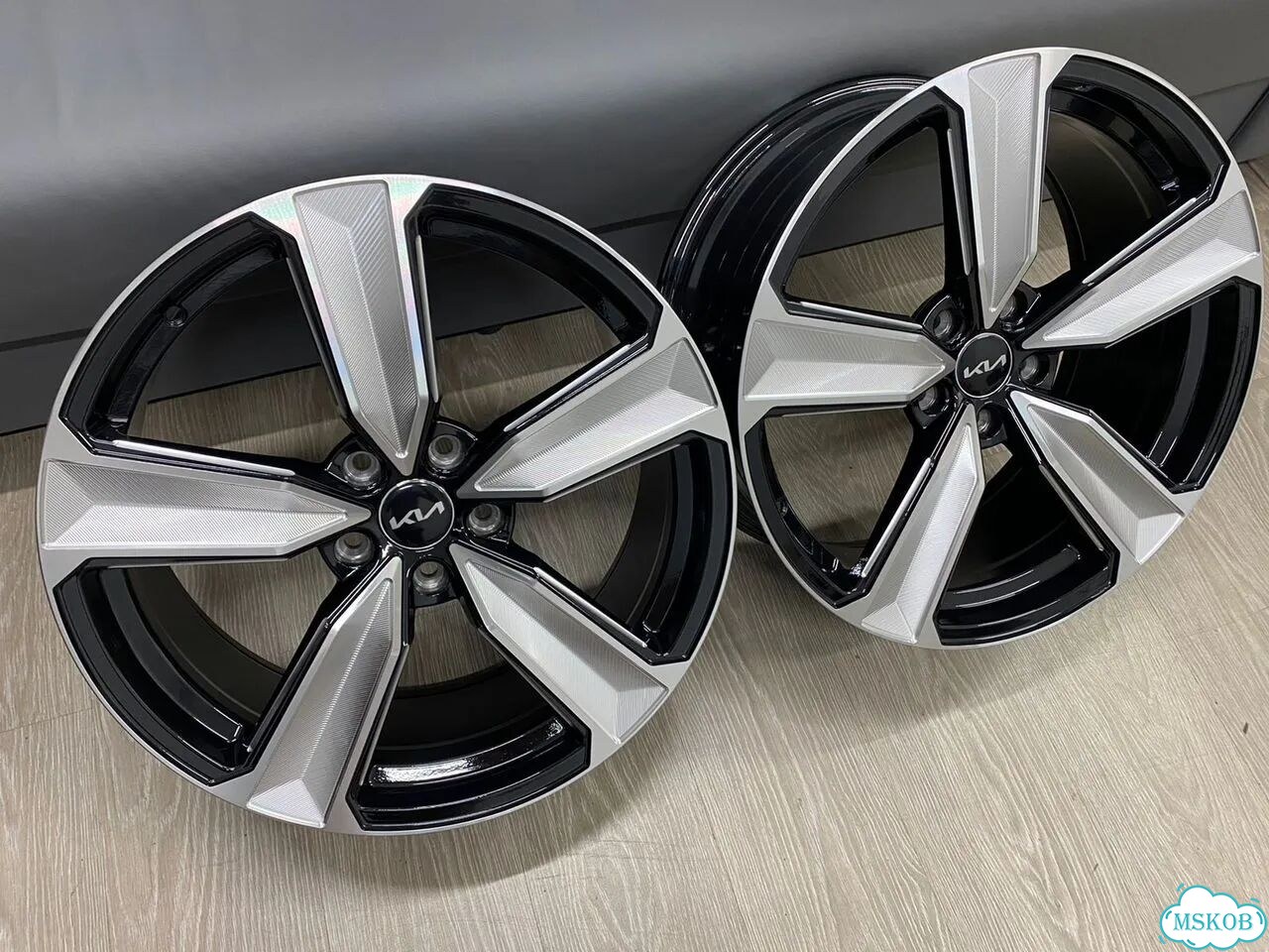 Литые диски Jonway 8.5×R19 5×114.3 фото 5