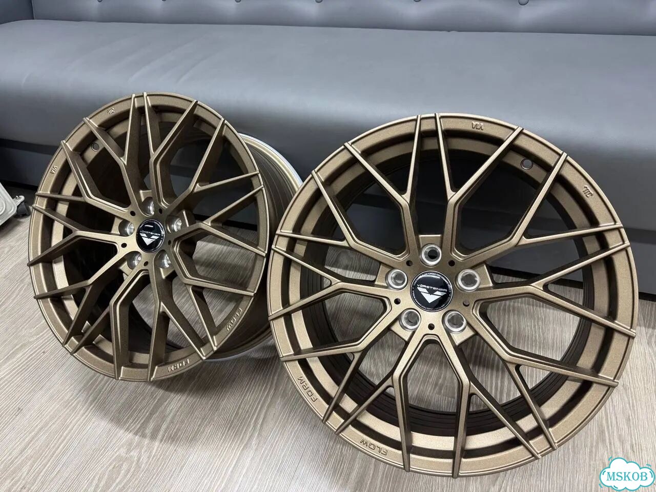 Литые диски Jonway 8.5×R19 5×112 фото 2