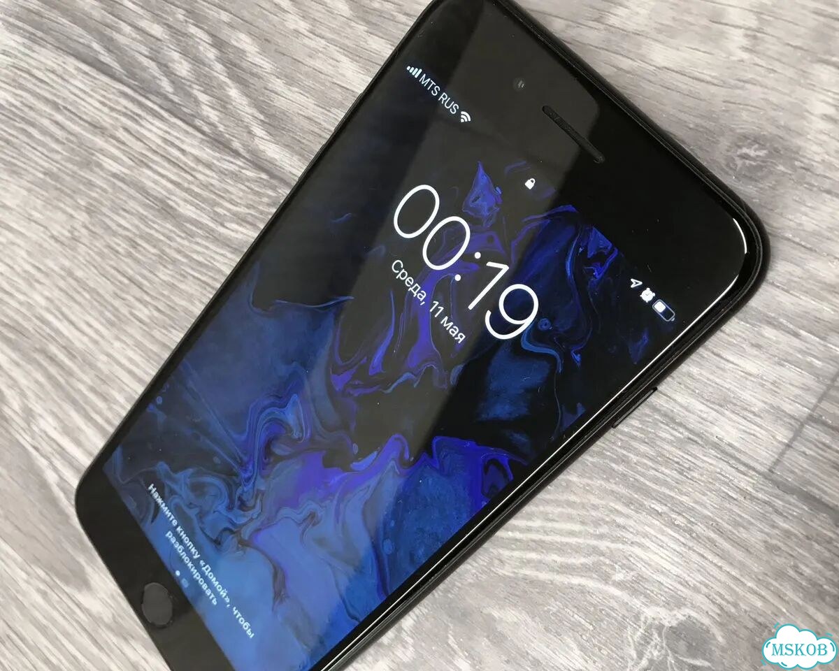 iPhone 7 Plus коллекционный фото 2