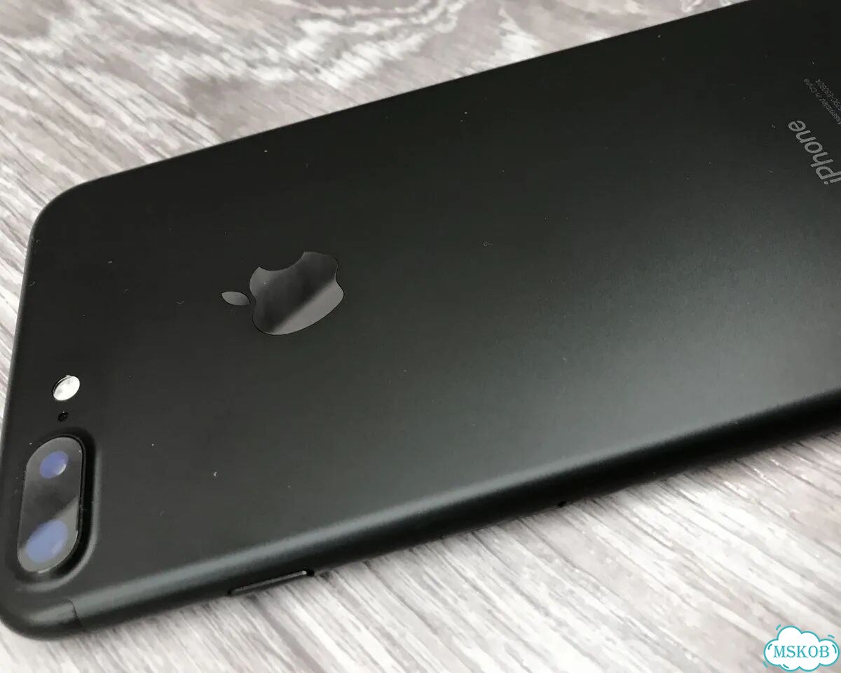 iPhone 7 Plus коллекционный фото 5