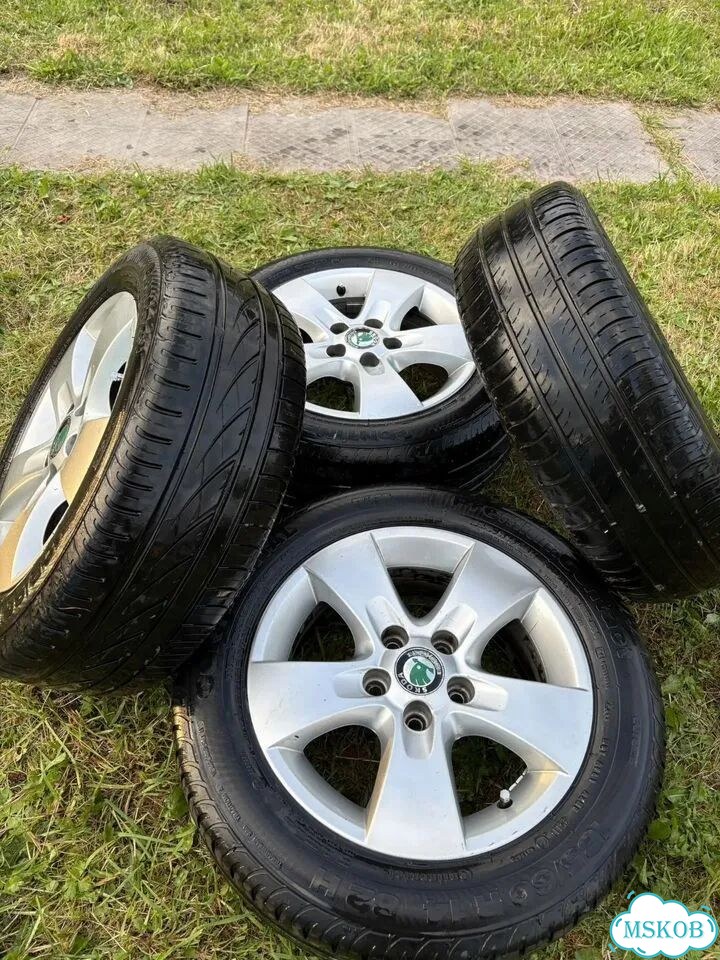 Continental ContiPremiumContact 185/60 R14 фото 1