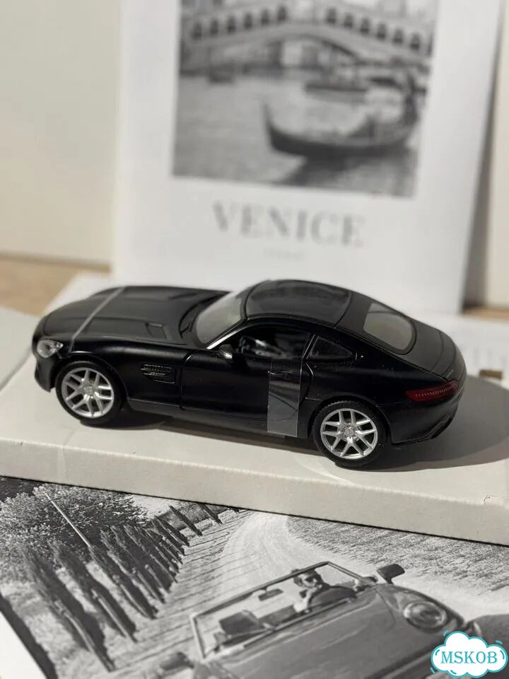 Машинка Mercedes-Benz GT Amg 63 S фото 1