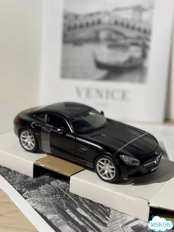 Машинка Mercedes-Benz GT Amg 63 S фото 3