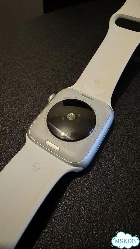 Часы Apple Watch SE 44 mm фото 5